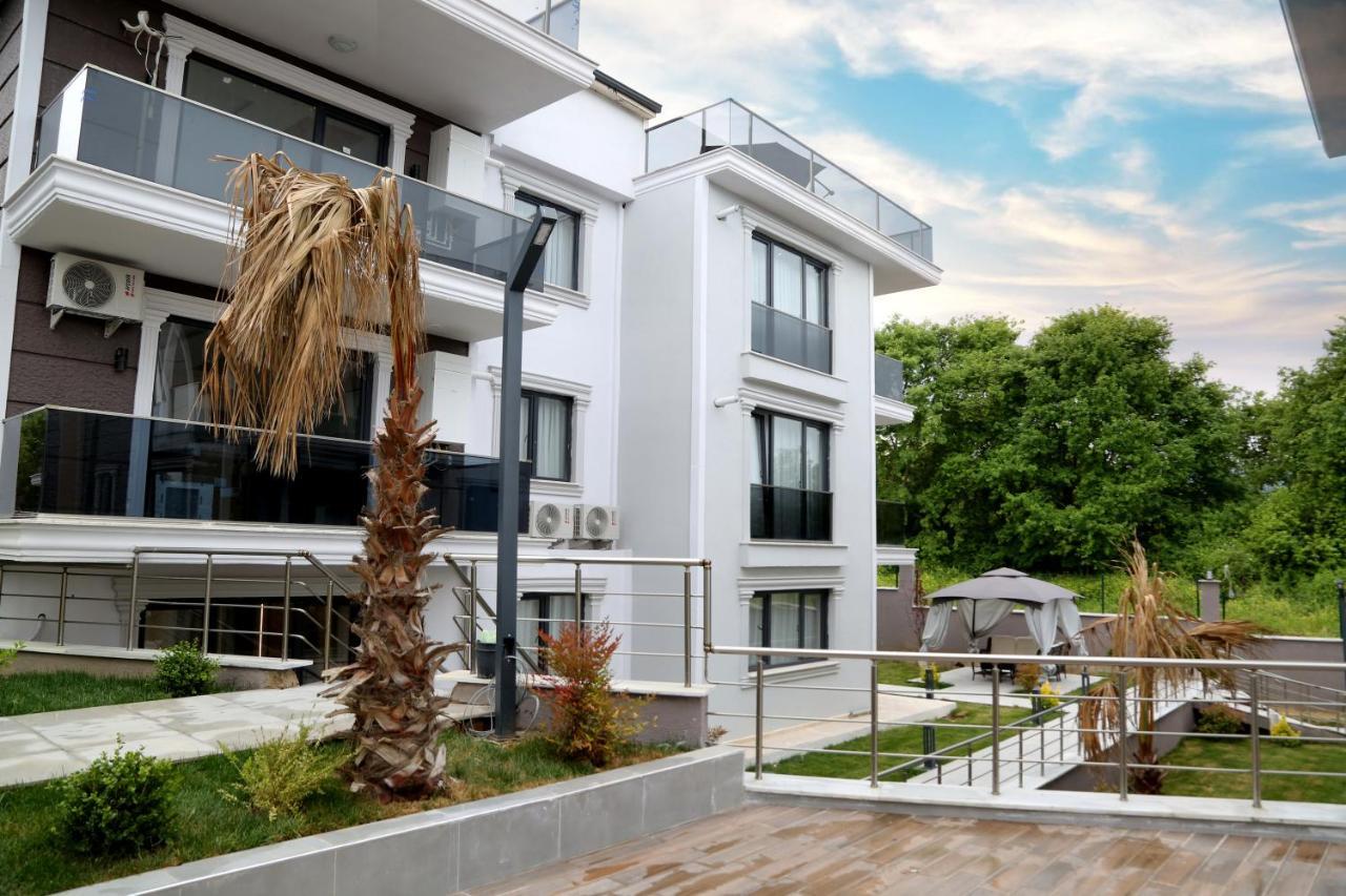 Flower City Suits Aparthotel Yalova  Exterior photo
